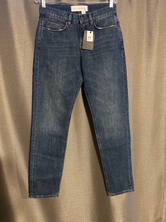 Victoria Beckham Denim - Victoria Beckham Classic Women's High-Rise Blue Jeans - Clean Dark Wash